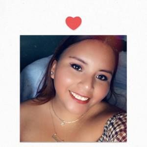 Meet your Posher, Alejandra